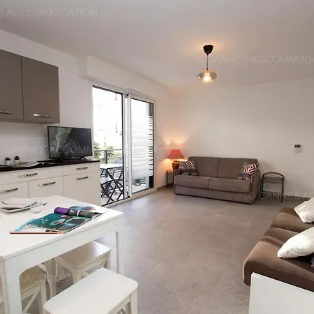 Carre Ginger Apartmán *